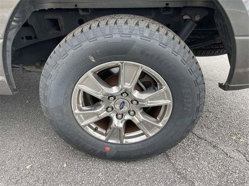 Certified 2017 Ford F150 XLT w/ Equipment Group 301A Mid image 10