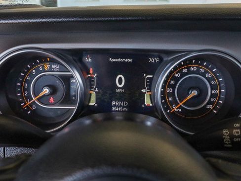 Used 2021 Jeep Wrangler Unlimited Sport image 23