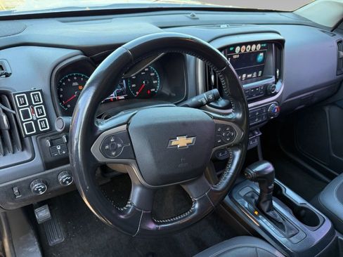 Used 2018 Chevrolet Colorado Z71 image 12