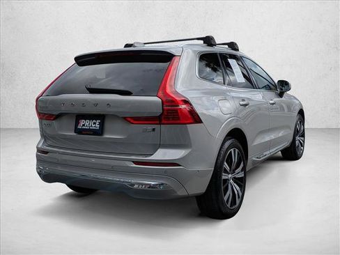 Used 2022 Volvo XC60 B5 Inscription w/ Advanced Package image 5
