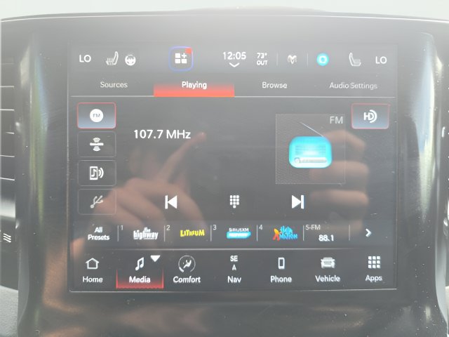 Used 2022 RAM 1500 Laramie w/ Sport Appearance Package AWD/4WD image 21