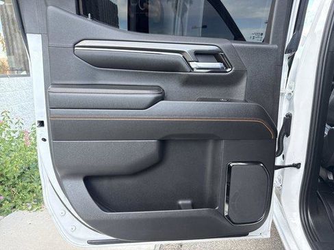 Used 2024 GMC Sierra 1500 AT4 w/ Technology Package image 28