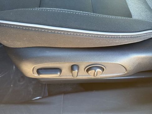 Used 2023 Chevrolet TrailBlazer LT image 13