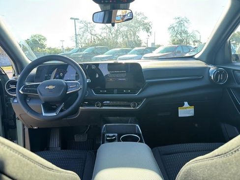 New 2026 Chevrolet Equinox LT FWD image 25