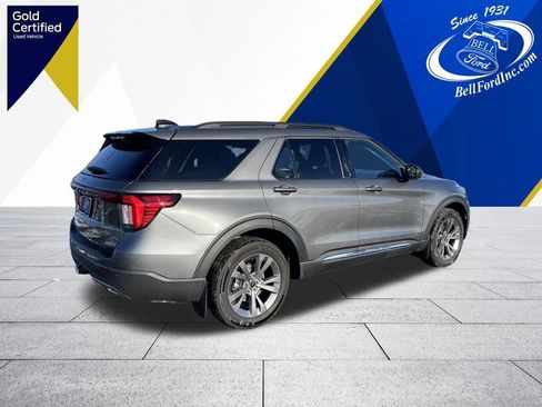 Certified 2025 Ford Explorer Active w/ Active Comfort Package image 3