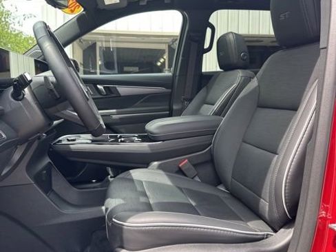 Used 2026 Buick Enclave Sport Touring w/ Super Cruise Package AWD/4WD image 37