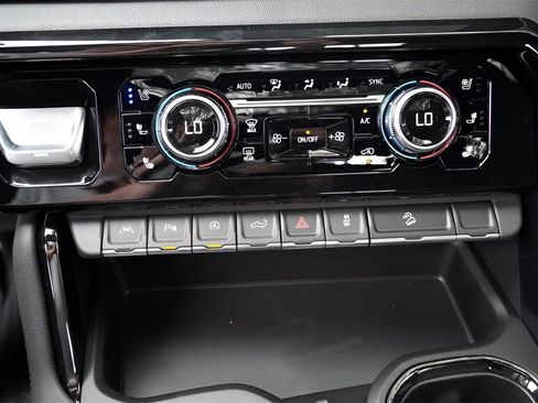 New 2026 GMC Sierra 1500 AT4 w/ AT4 Premium Package image 17