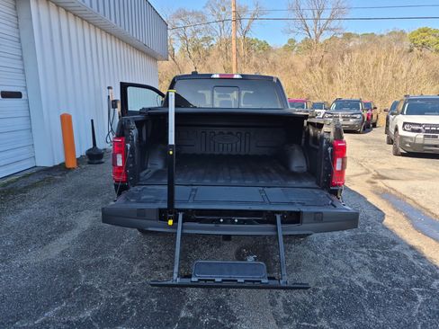 Used 2023 Ford F150 XLT w/ Equipment Group 302A High image 8