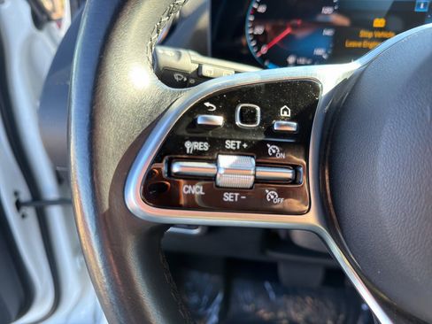 Used 2023 Mercedes-Benz GLA 250 image 18