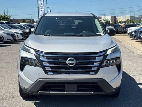 Used 2024 Nissan Rogue S FWD image 8