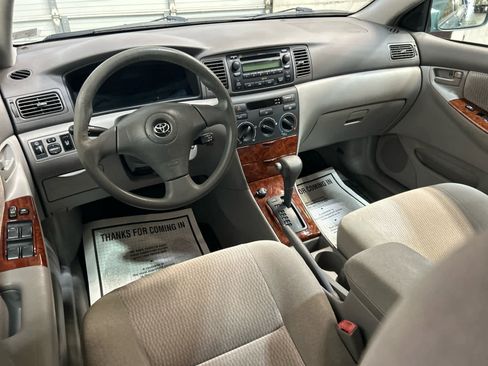Used 2006 Toyota Corolla LE FWD image 4