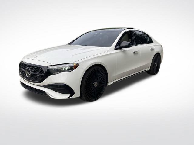Used 2024 Mercedes-Benz E 350 4MATIC Sedan image 9