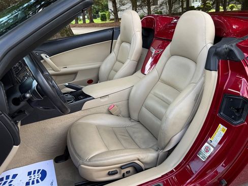Used 2008 Chevrolet Corvette Convertible w/ Preferred Equipment Group RWD image 50