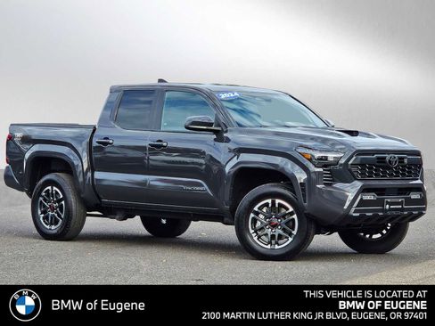 Used 2024 Toyota Tacoma TRD Sport image 1