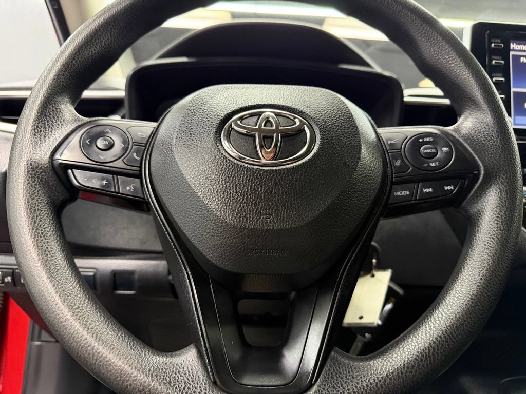 Used 2021 Toyota Corolla LE FWD image 22