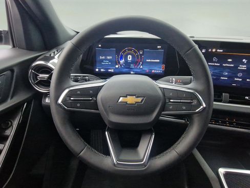 New 2026 Chevrolet Equinox LT w/ Safety and Technology Package image 10