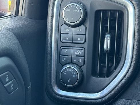 Used 2020 Chevrolet Silverado 1500 RST image 38