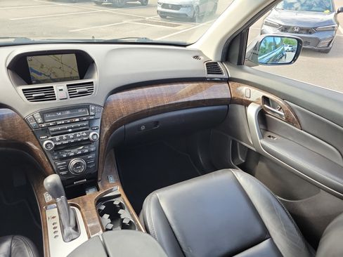 Used 2013 Acura MDX w/ Technology & Entertainment image 17
