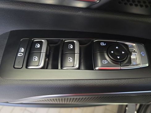 Used 2024 Kia Telluride EX w/ EX Captain's Chair Package image 29