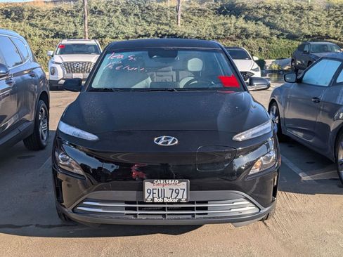 Certified 2023 Hyundai Kona SE image 2