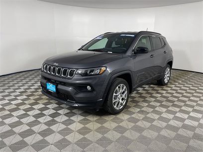 Used 2024 Jeep Compass Latitude
