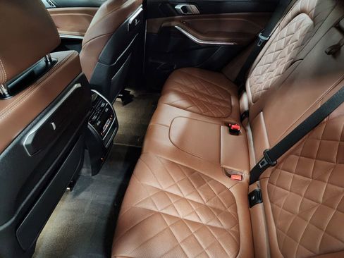 Used 2024 BMW X5 xDrive40i w/ Climate Comfort Package image 51