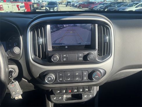 Used 2020 Chevrolet Colorado LT w/ Safety Package image 26