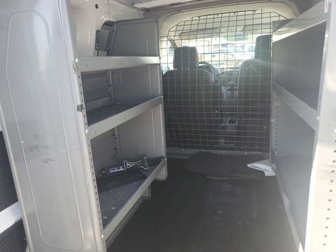 Used 2014 Nissan NV200 S FWD image 4