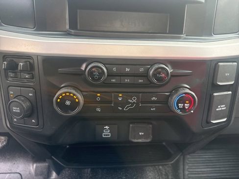 Used 2024 Ford F350 XL w/ Snow Plow/Camper Package image 16