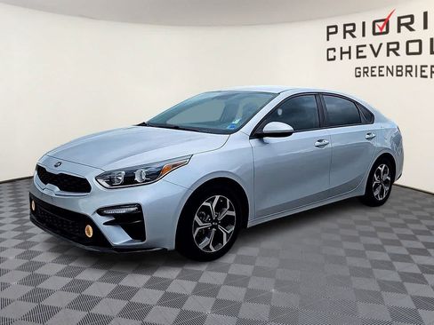 Used 2020 Kia Forte LXS FWD image 4