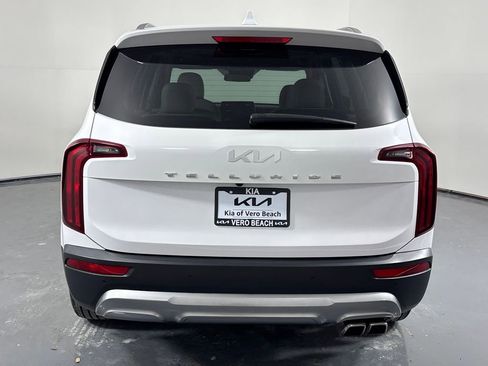 Used 2022 Kia Telluride S image 6