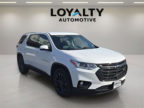 Used 2021 Chevrolet Traverse RS image 7
