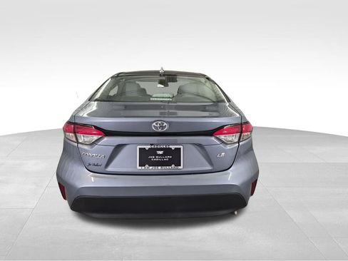 Used 2023 Toyota Corolla LE image 7