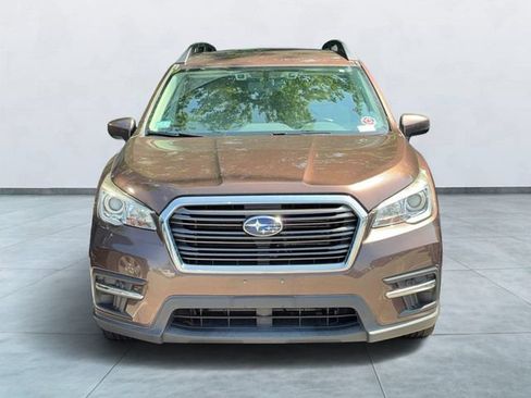 Used 2019 Subaru Ascent Premium AWD/4WD image 2