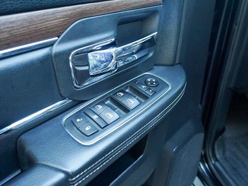 Used 2016 RAM 3500 Laramie image 20