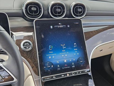 Certified 2024 Mercedes-Benz GLC 300 image 11