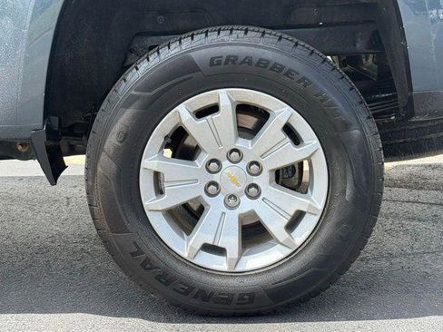 Used 2020 Chevrolet Colorado LT w/ LT Convenience Package RWD image 13
