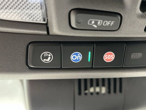 Certified 2026 GMC Sierra 1500 SLT AWD/4WD image 32
