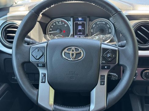 Used 2023 Toyota Tacoma SR5 AWD/4WD image 13