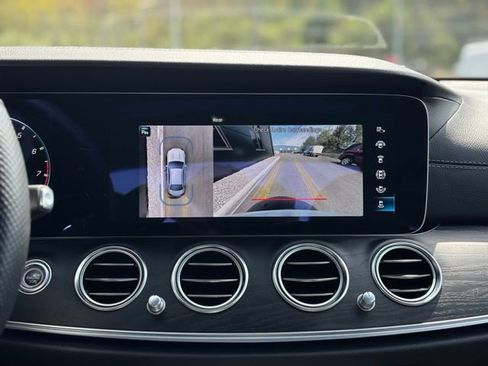 Used 2022 Mercedes-Benz E 53 AMG 4MATIC Sedan image 37