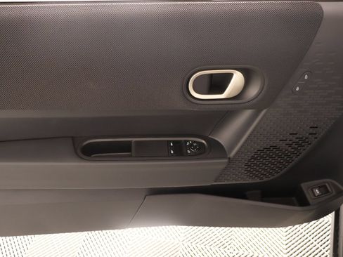 New 2026 MINI Cooper 2-Door Hardtop FWD image 14