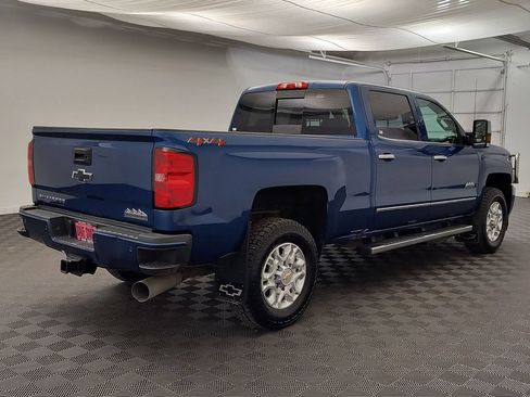 Used 2018 Chevrolet Silverado 2500 High Country AWD/4WD image 8