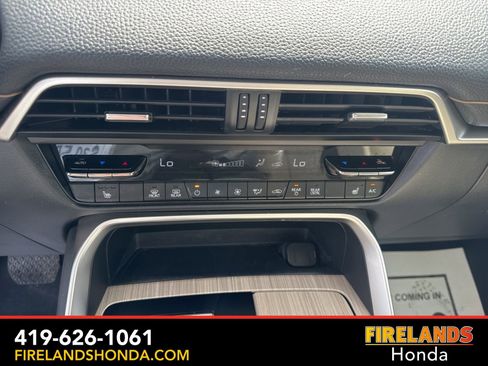 Used 2024 MAZDA CX-90 3.3 Turbo w/ Preferred Package AWD/4WD image 24