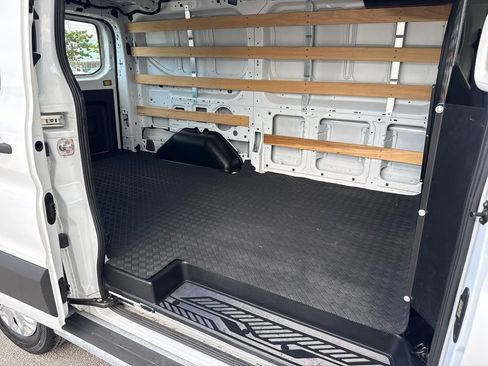 Used 2025 Ford Transit 250 Low Roof w/ Exterior Upgrade Package RWD image 24