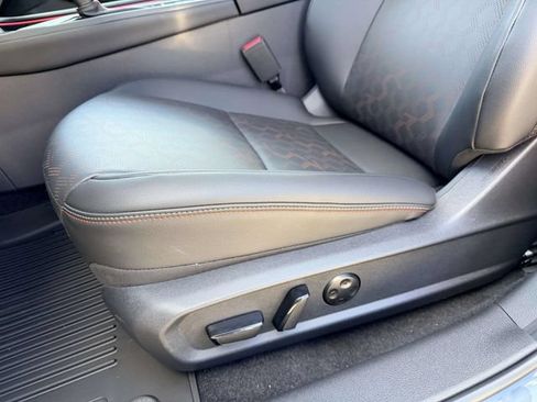 New 2026 Nissan Sentra SR w/ SR Premium Package FWD image 15