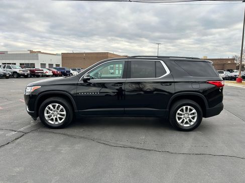 Used 2021 Chevrolet Traverse LT w/ LPO, Floor Liner Package image 2