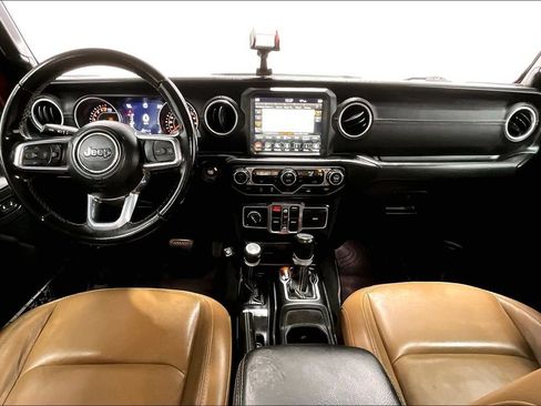 Used 2021 Jeep Gladiator Overland AWD/4WD image 18