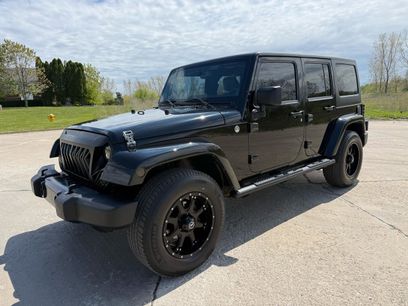 Used 2013 Jeep Wrangler Unlimited Sahara w/ Dual Top Group