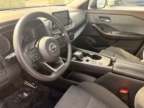 Certified 2023 Nissan Rogue SV FWD image 18