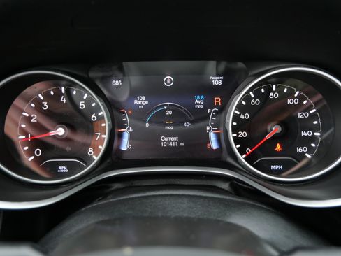 Used 2018 Jeep Compass Latitude w/ Popular Equipment Group AWD/4WD image 44